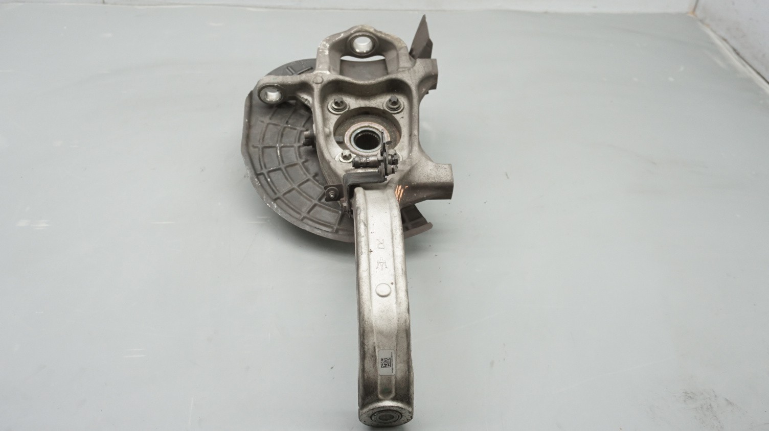 Maserati Ghibli 2014-2020 Front Right Steering knuckle