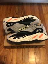 yeezy 700 size 8