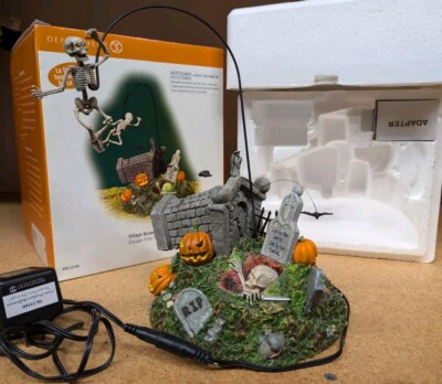 Dept 56 Halloween Village Accessory Escape From the Crypt Skeleton | eBay
