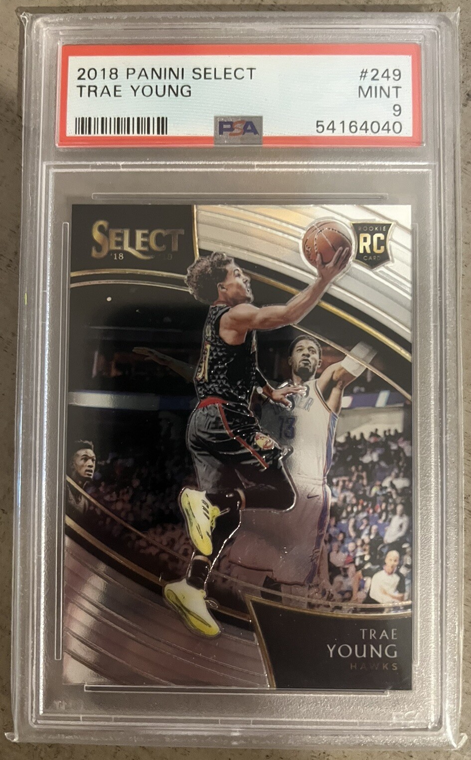 2018-19 Panini Select Trae Young Courtside Rookie RC #249 PSA 9 Hawks MINT