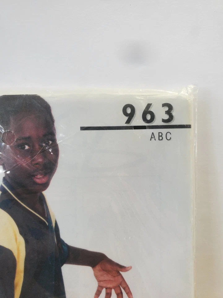 Jalie Sewing Pattern Short Sleeve Collared Shirt - Image 2 of 4