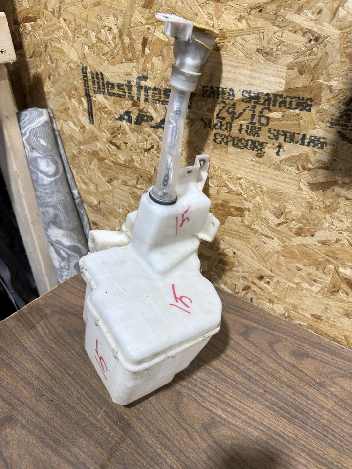 13-16 SCION FR-S 2,0 Л ПОЛНЫЙ ПРИВОД РЕЗЕРВУАР ОМЫВАТЕЛЯ ЛОБОВОГО СТЕКЛА - Изображение 4 из 4