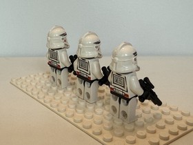3 Lego Star Wars Shock Trooper mini figures- 7671 At-Ap Walker
