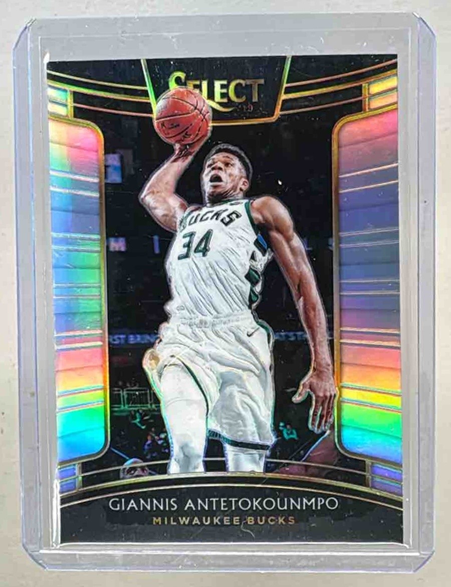 Giannis Antetokounmpo 2018 Panini Select #13 Silver Prizm Concourse