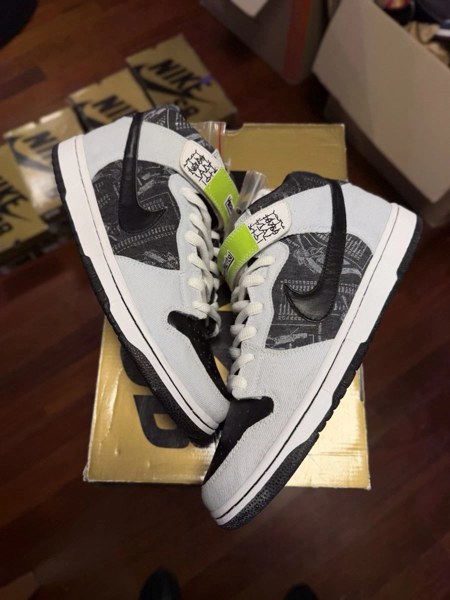 NIKE DUNK MID PREMIUM SB BE@RBRICK付 Nike Dunk Premium Sb Mid Black for Sale | Authenticity Guaranteed