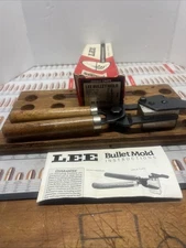 LEE 2 CAVITY  BULLET MOLD 90322 C358-158-SWC 158 GR  38 SPECIAL  357 MAG NOS