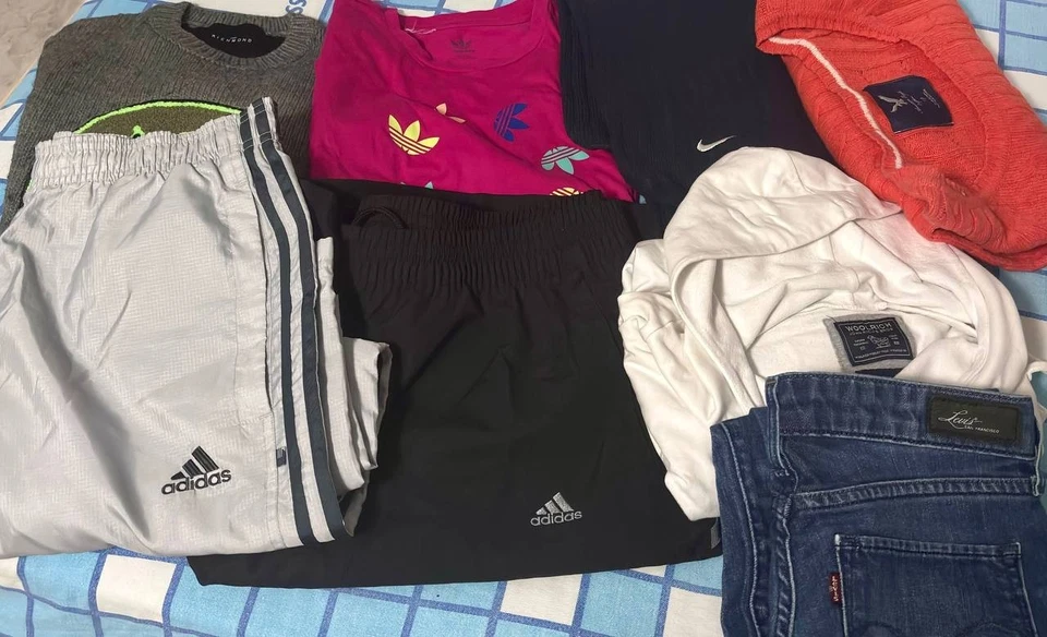 Box Stock – Lotto 1 Kg Abbigliamento Usato Firmato Uomo / Donna Vintage - Imagen 2 de 4