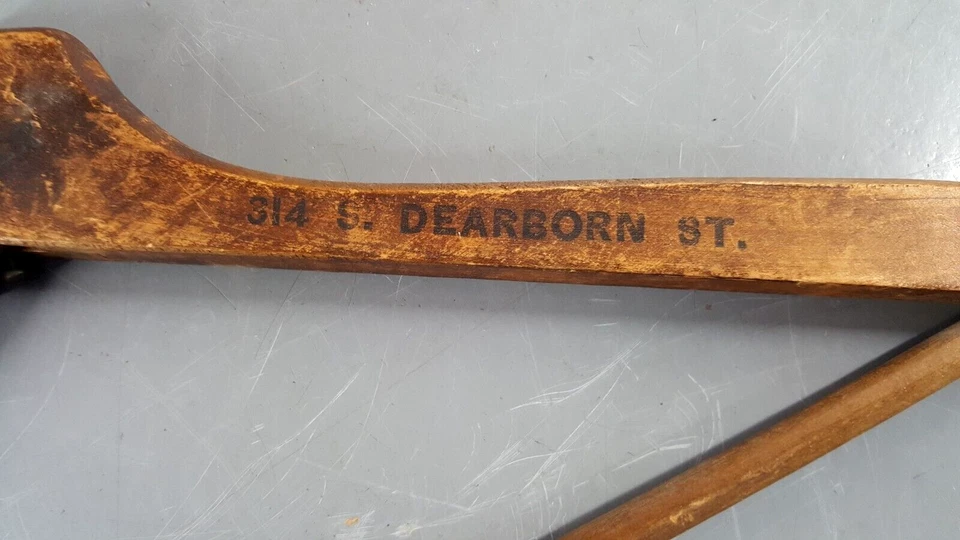 SNITZER COAT CLOTHES HANGER DISTINTIVE TAILORING 314 S DEARBORN CHICAGO 1930's - Image 4 of 4