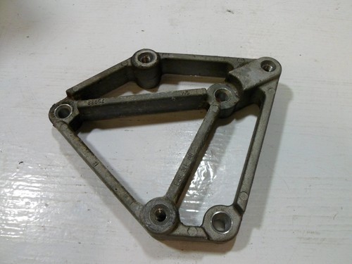 Opel Vectra B Halter Zündspule  90412839 X16XEL Motor