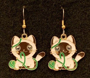 siamese cat earrings
