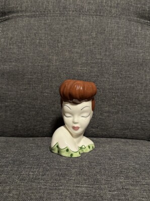 Vintage Lady Head Vase - Some crazing due to age of vase, item is preowned