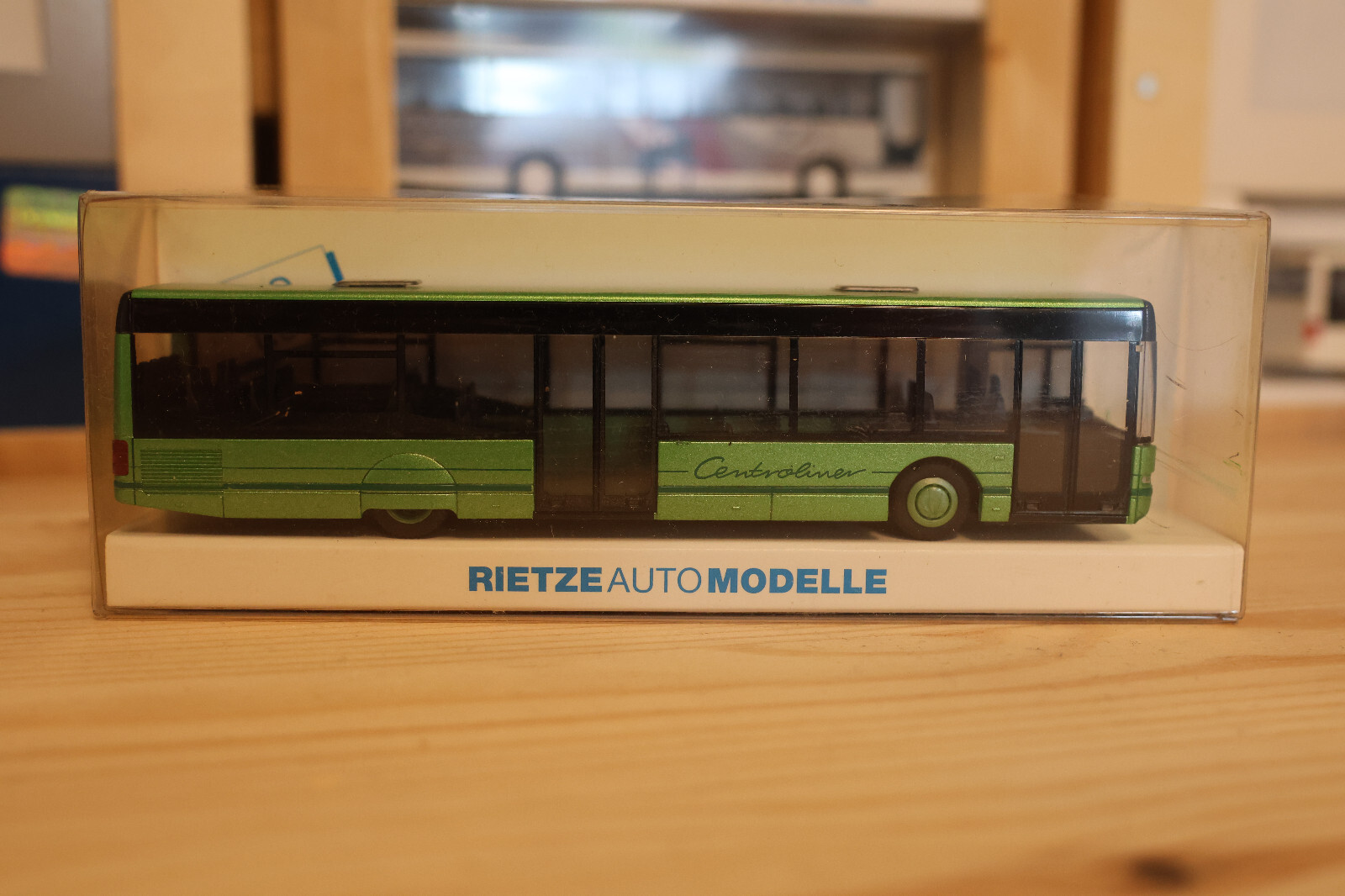 Bild 1 von 2
