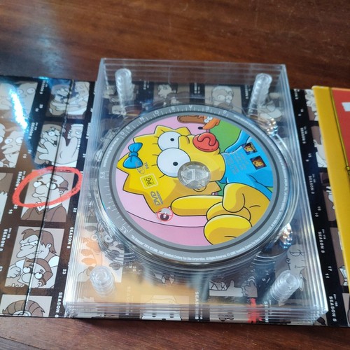 THE SIMPSONS - THE COMPLETE 8TH SEASON COLLECTOR'S EDITION - DVD BOXED SET - Picture 6 of 11