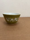 Pyrex Crazy Daisy Spring Blossom 401 Small Mixing Bowl 1 1/2 pt Vintage