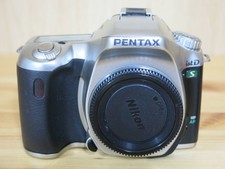 Pentax ist D SLR Camera Body Used Excellent Condition No Battery