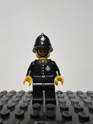 LEGO Constable Minifigure - COL177 - Minifigure Series 11 2013