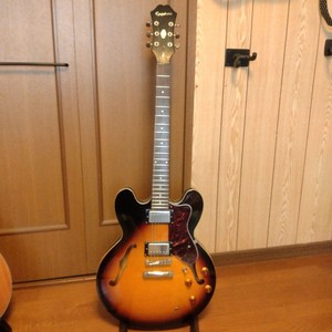 Epiphone Dot Studio サンバースト 6弦 Epiphone Dot Vintage Sunburst