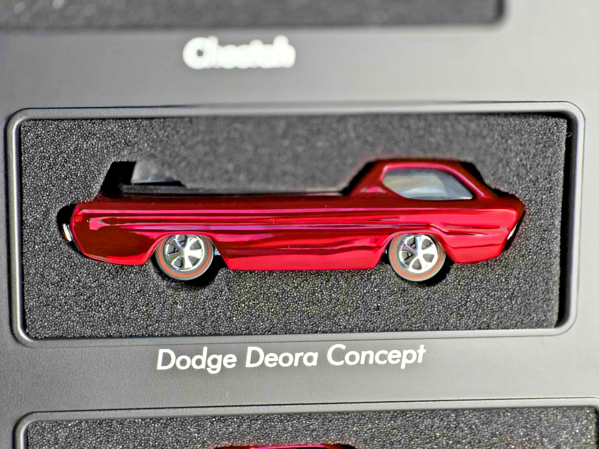 IN HAND Hot Wheels RLC 80th Anniversary Original Sweet 16 Ruby Red
