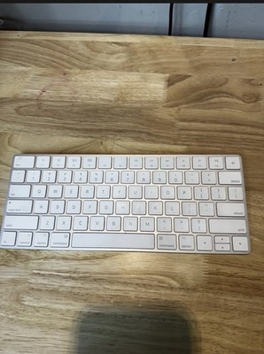 Apple Magic Keyboard Wireless Bluetooth Silver/White QWERTY English