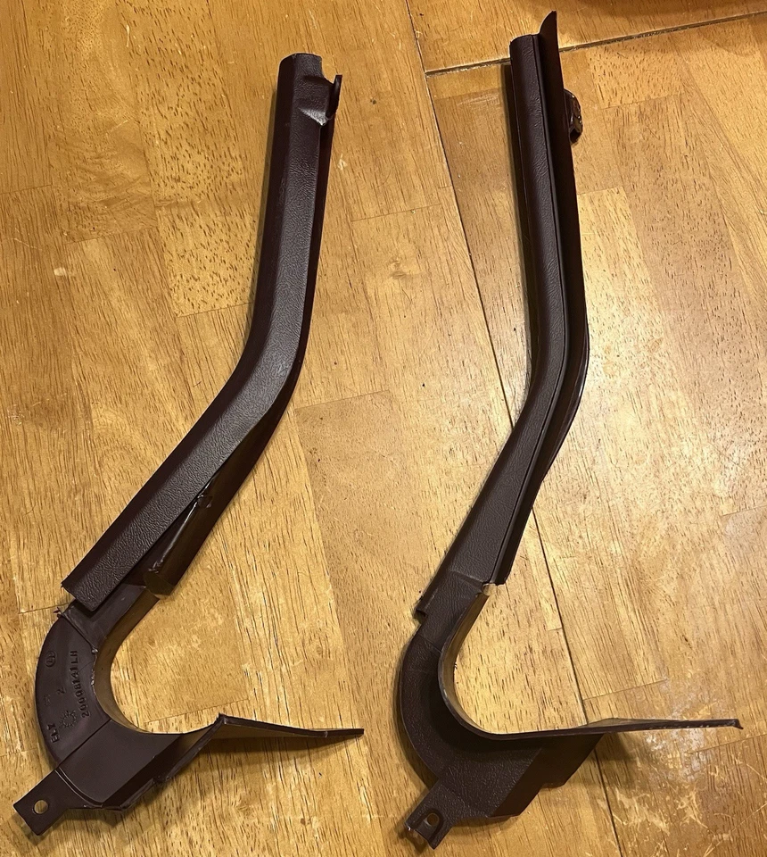 1978-1988 G-BODY CUTLASS SUPREME INTERIOR MOLDURA TABLERO ESQUINAS LATERALES Borgoña 78-88 Foto 2 de 4