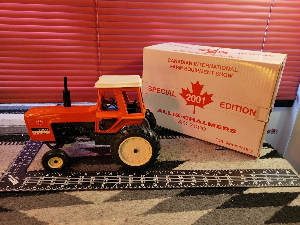 Ertl Allis Chalmers 7000 1/16 Diecast Farm Tractor Replica