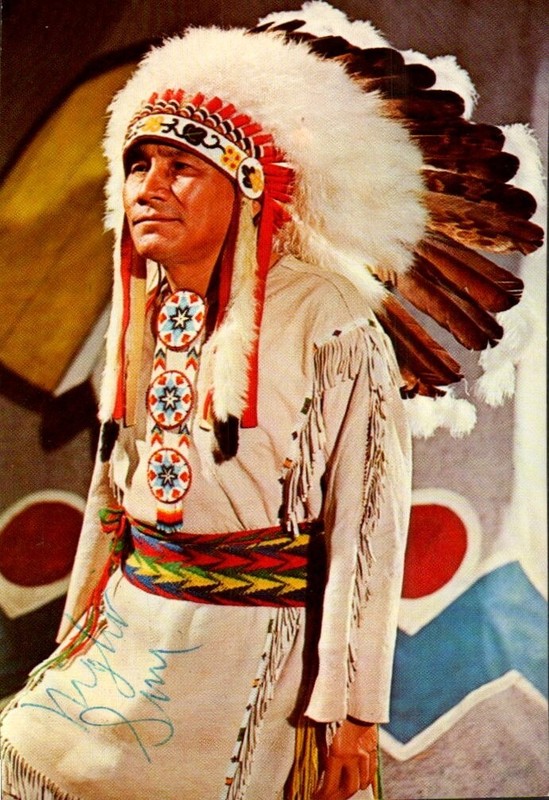 NICE VINTAGE PHOTO POSTCARD - NIGHT SUN TSIMSHIAN NATIVE ALASKA - WISCONSIN DELL