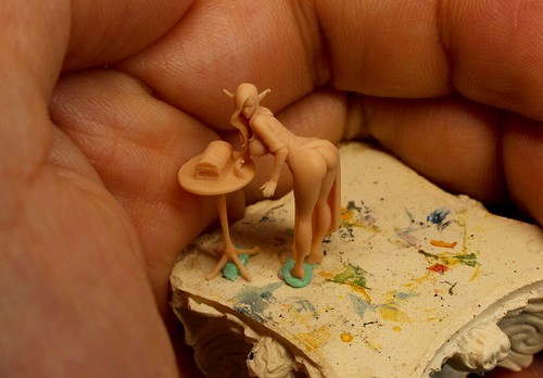 Impresión 3D 1/64 Figuras Baño NIÑA Lindo Zombi Ajuste 1:64 Coche Calle Diorama - Imagen 22 de 23