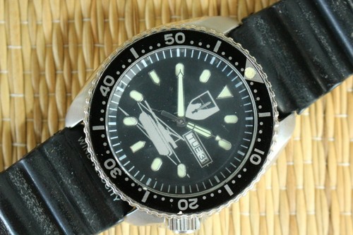 RARE ISRAELI UNIT GAZA LEBANON ADI IDF STAINLESS BLK/BLK 200M QUARTZ BOXED WATCH
