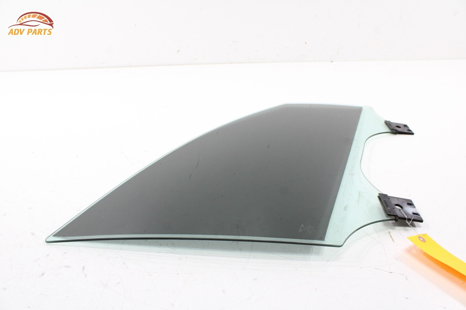 2018 - 2020 BENTLEY BENTAYGA FRONT RIGHT PASSENGER SIDE DOOR WINDOW GLASS OEM