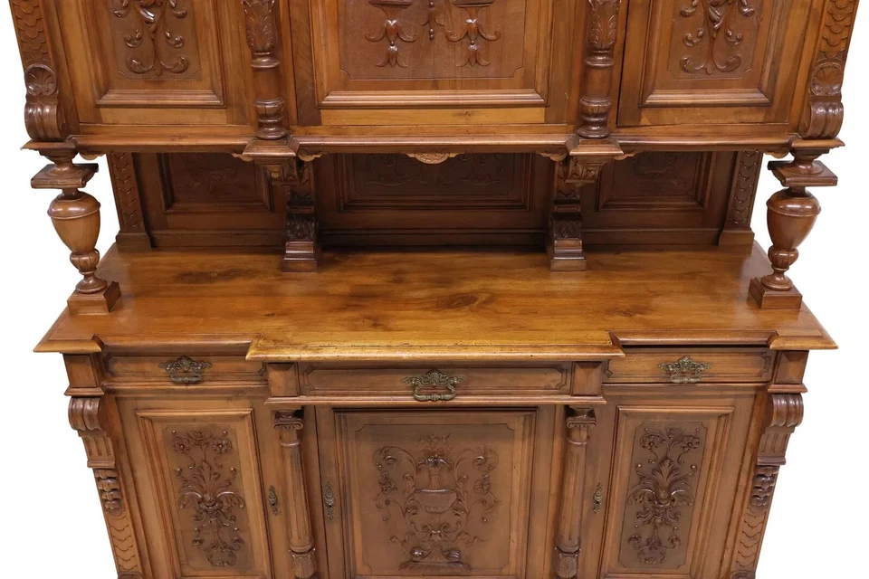 Aparador, Renacimiento Italiano, Monumental, Nogal Tallado, 127H, ¡años 1800! Foto 4 de 4
