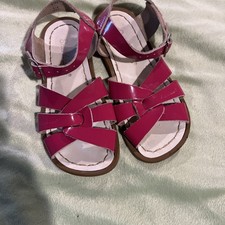 Salt Water Sandals Original Style in Shiny Fuchsia Child Size 11