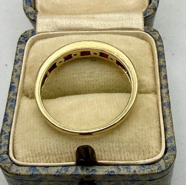 Vintage 9k Solid Yellow Gold Ruby Channel Ring, S… - image 6