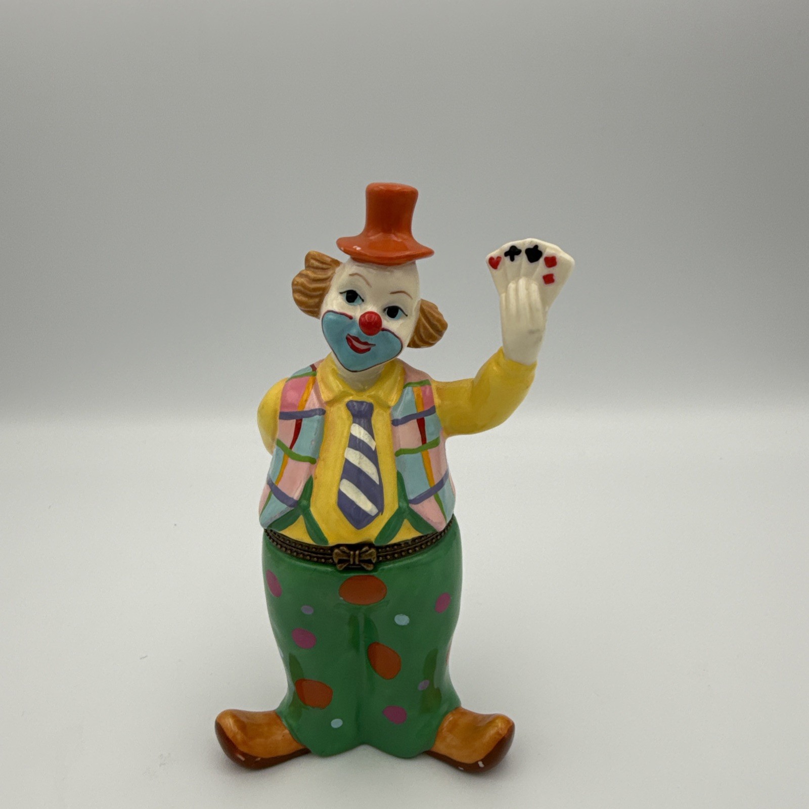 Clown Figurine Secret Hiding Trinket Box for Cards Behind Back 5.75 Inches