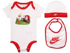 Nike Infant Boy's Campfire Swoosh Bodysuit/Hat/Bib 3-Piece Set White Sz: 6-12M