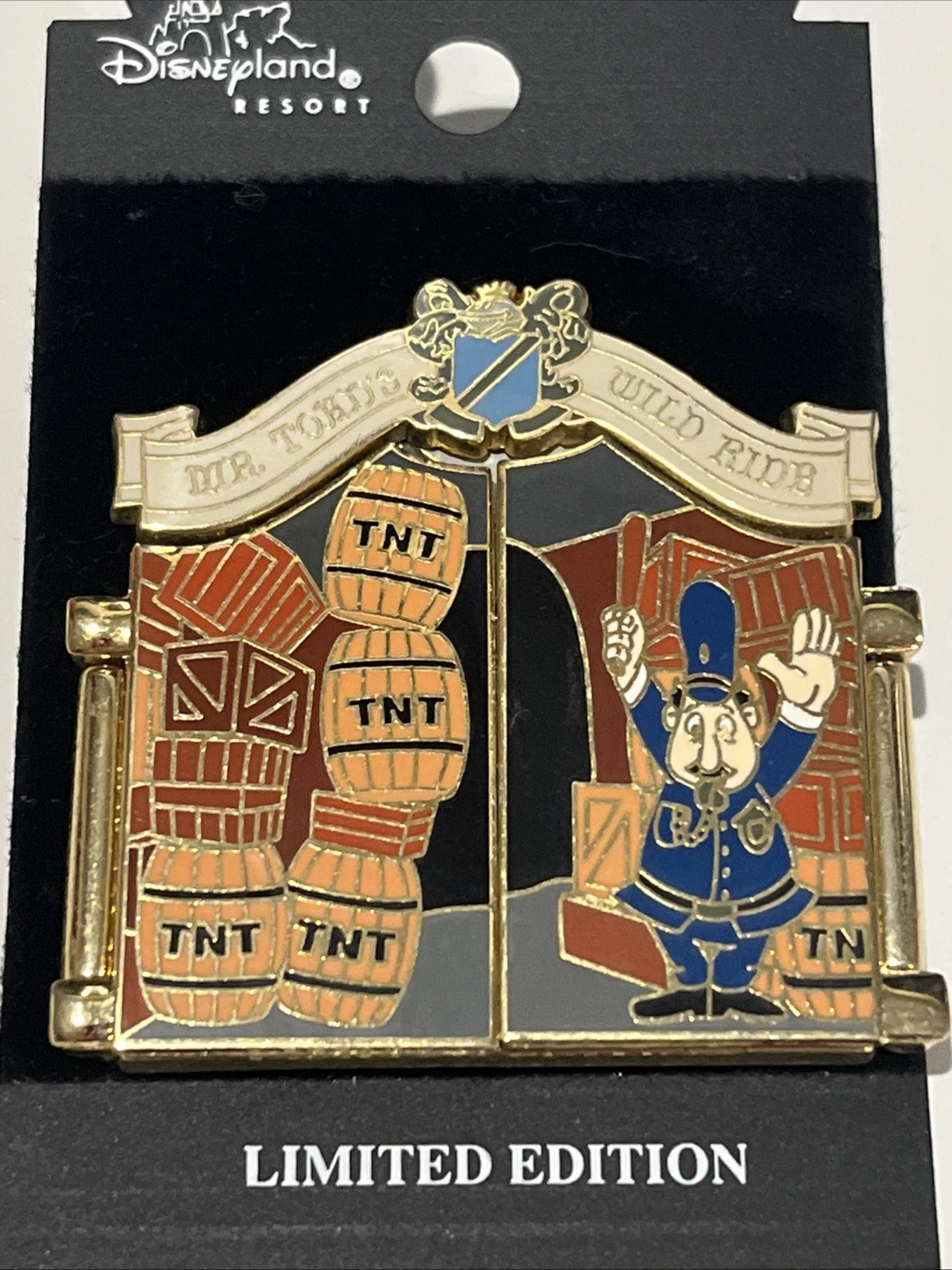 Disney Pin Trading Pin AP Mr Toad’s Ride LE2000 LE 2000 New On Card MINT v26