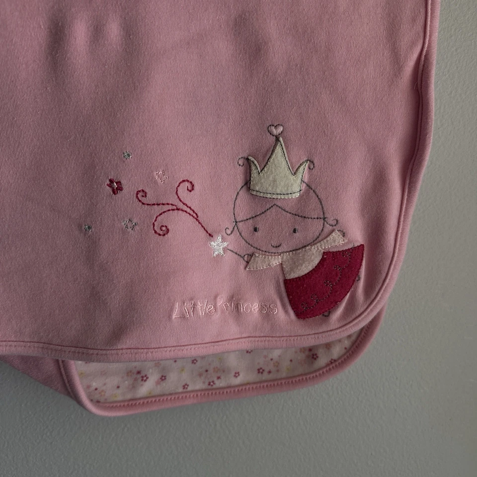Manta bebé Little Princess vintage de solo un año de Carter’s Foto 2 de 4