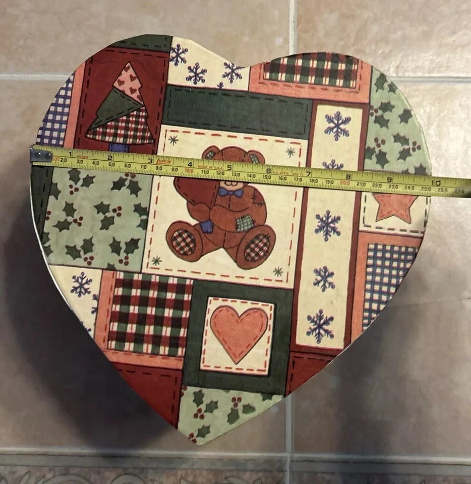 Valerie Parr Hill Patchwork Boxes Heart Shaped Nesting Box  Primitive Christmas - Image 2 of 4