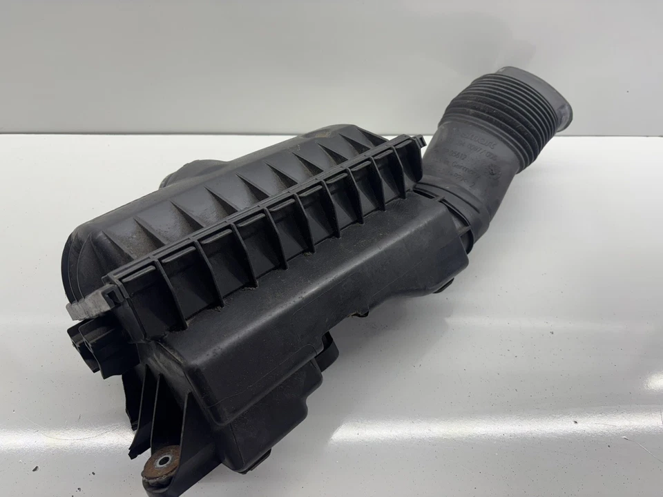 Conjunto de caja de filtro de aire Smart Fortwo 2008-2015 genuino dañado A2 Foto 3 de 4