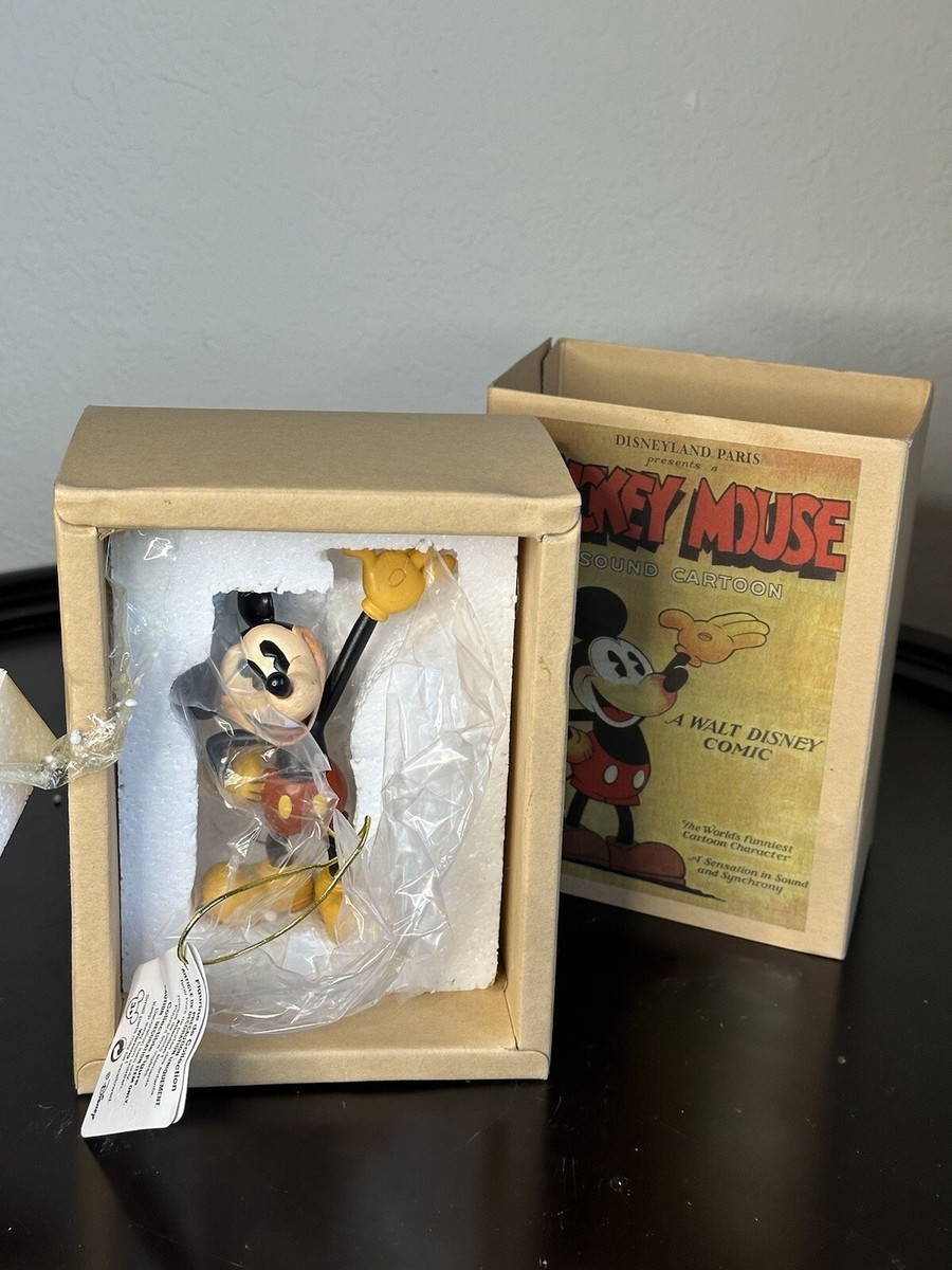 1928pcs Mickey Mouse Die Cast Limited Edition FIGURE Disney