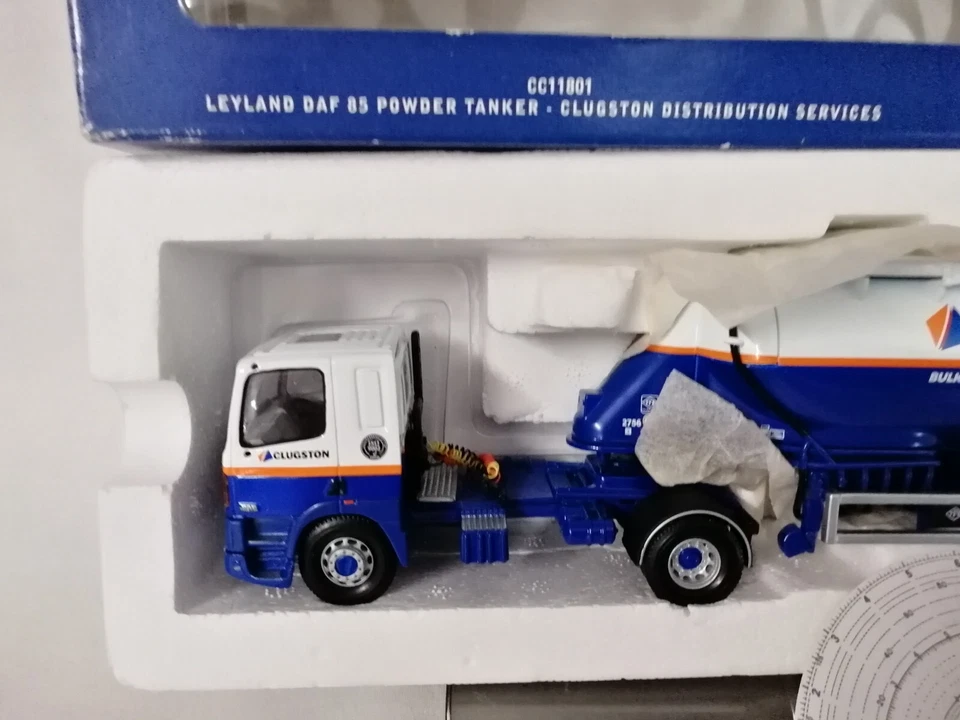 CORGI - CC11801 - Leyland DAF 85 Powder Tanker 'CLUGSTON DISTRIBUTION SERVICES'. - Image 2 of 4