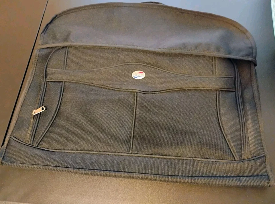 American Tourister 服装袋黑色帆布隔层随身携带 — 第 2/4 张图片