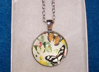 BUTTERFLY MONARCH  insect 20'' pendant female mom Silver necklace 