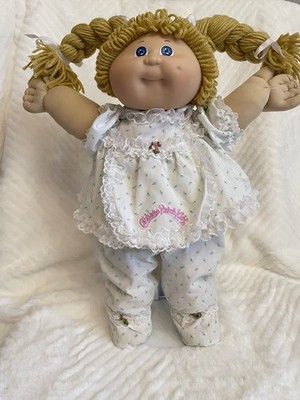 Cabbage Patch Kids girl butterscotch braids