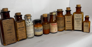 Vintage Chemistry/Pharmacy Apothecary Bottles #4