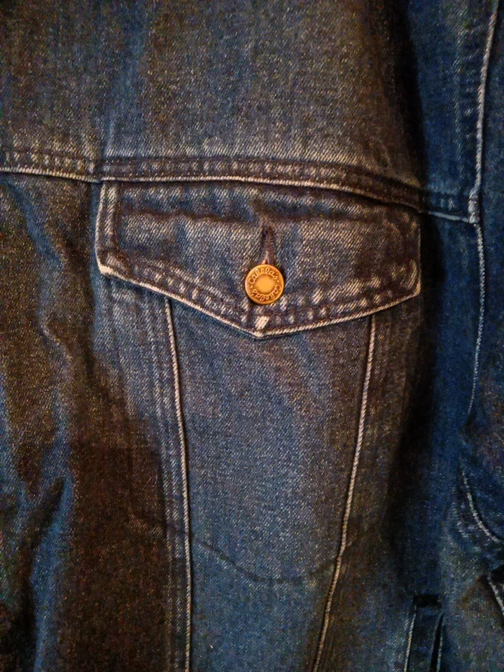 Chaqueta vaquera de mezclilla forrada de franela Cabelas para hombre talla 2XL cuello de cuero, bolsillos Foto 4 de 4