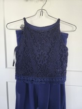 in girl sz 10 2 pc skirt and blouse. navy blue. look lovely