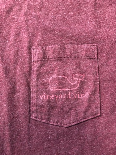 Mens Vineyard Vines T Shirt Sz XS LS Maroon Long Sleeve Pocket Whale 2 Sided B28 - Picture 3 of 8