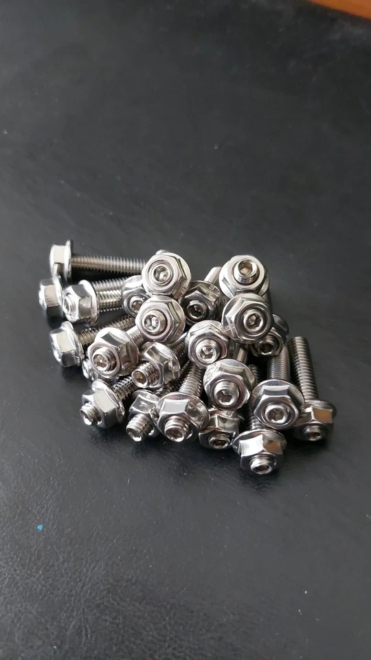 mazda rx8 Oil Sump Baffle Plate - Image 2 of 2