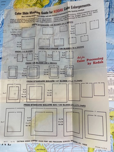 Kodak Farbdia Masking für Farbvergrößerungen aus Standard 135 Dias 12/75 - Bild 2 von 2