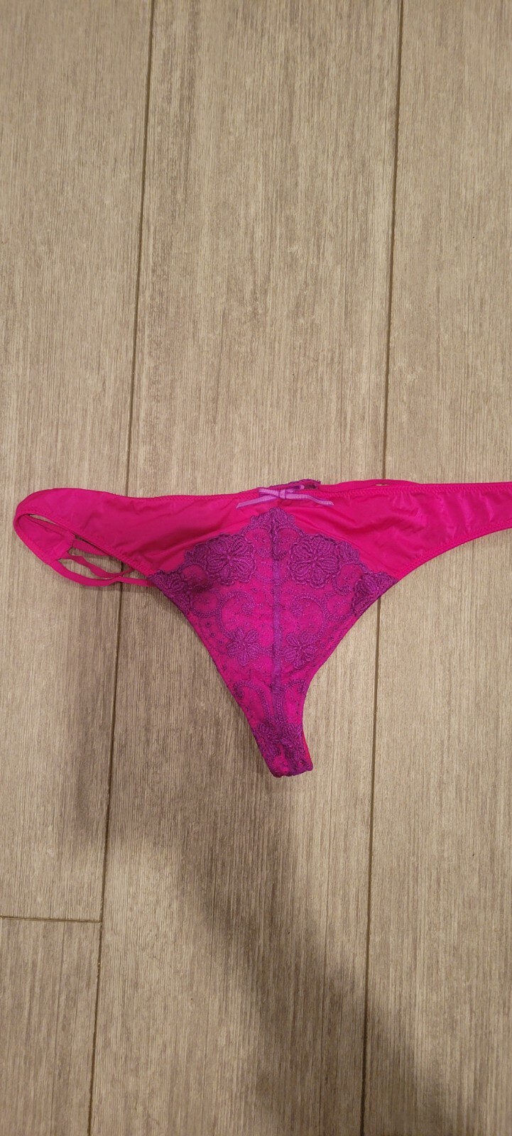 Vintage Victoria's Secret panties large pink lace sat… Gem